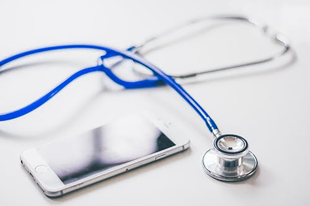 How to choose a text messaging tool for your healthcare practice: 5 critical insights.