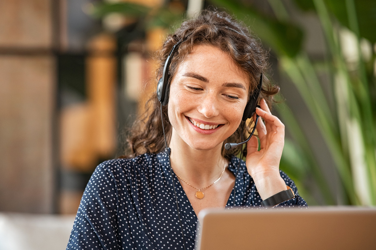 How to Ace Customer Support: 5 Best Practices and Strategies