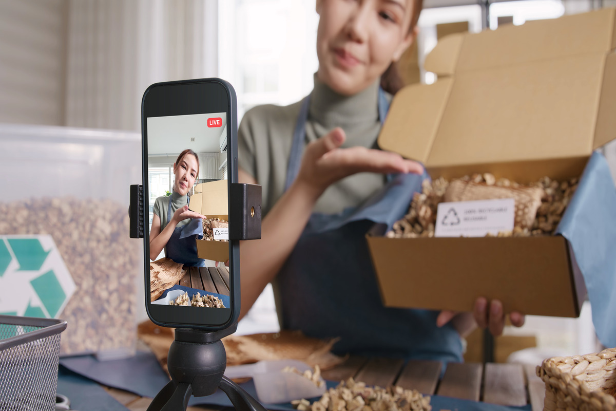 16 Best Content Creation Tools for Marketers in 2025