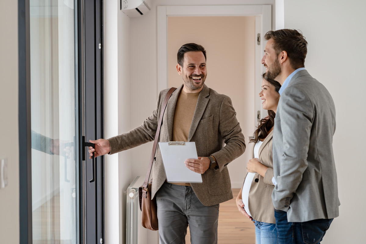 6 Real Estate Testimonials Examples and Ways To Boost Them
