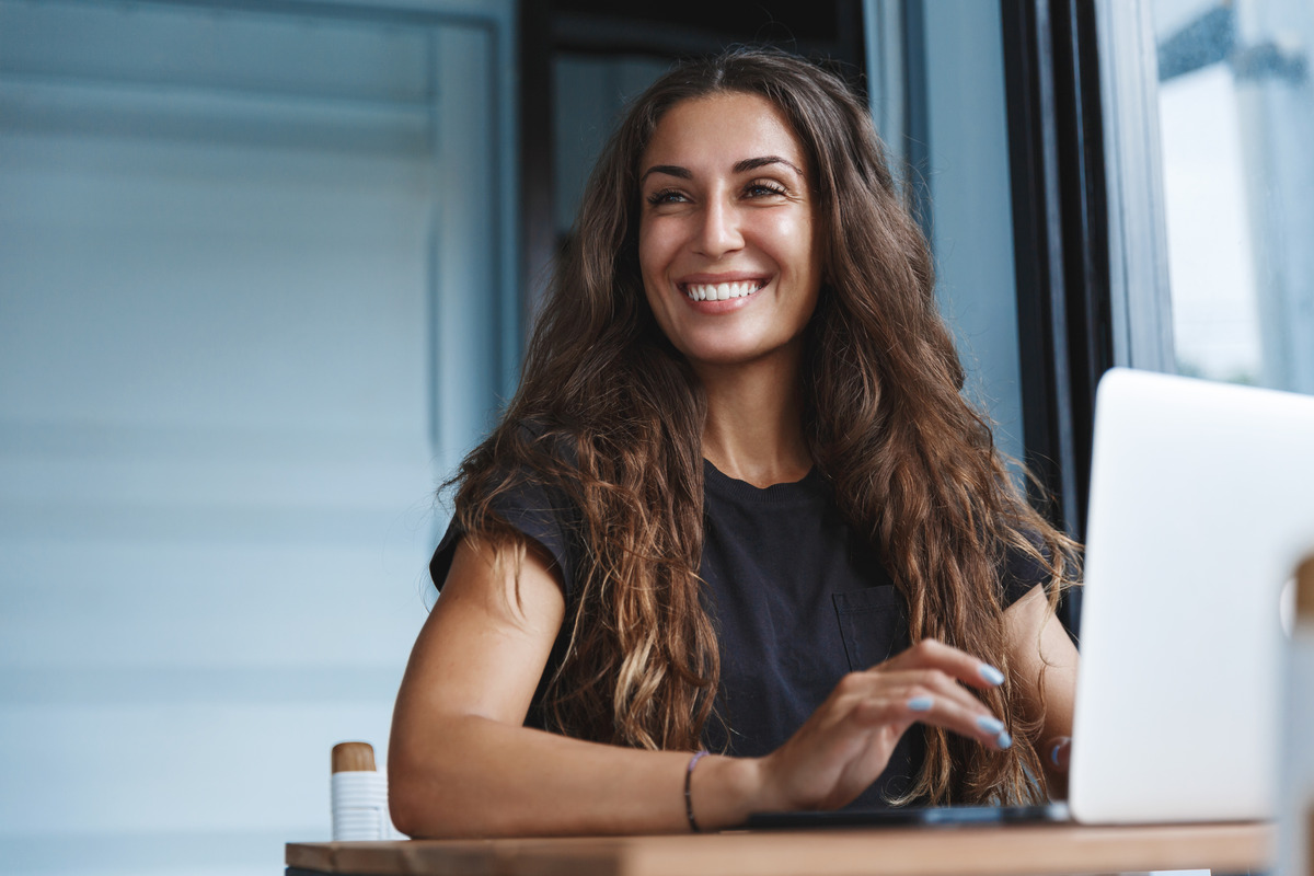 What is Personalized Marketing? 3 Benefits, Strategy and Examples